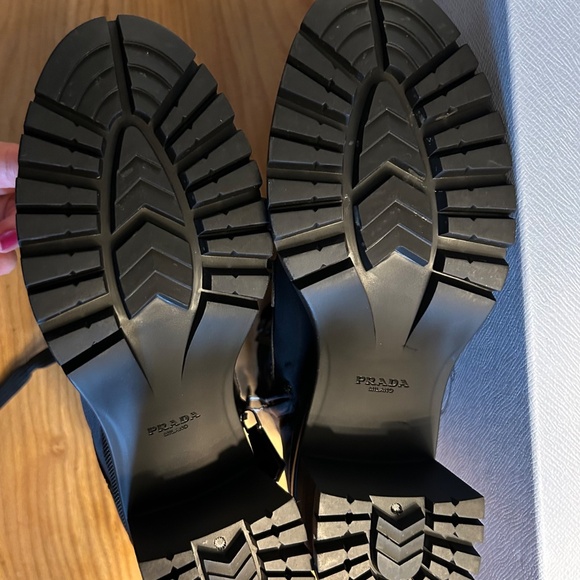 Prada Black Leather and Nylon Lace-up and Zip- up Winter Snow and Dress Boots - Picture 3 of 14